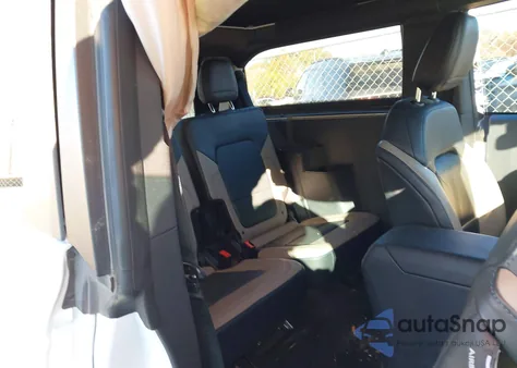 2023 Ford Bronco Wildtrak z USA, uszkodzony, nr VIN 1FMDE5CP2PLB61656